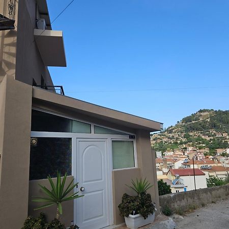 דירות נפפקטוס Με Θέα Το Κάστρο מראה חיצוני תמונה