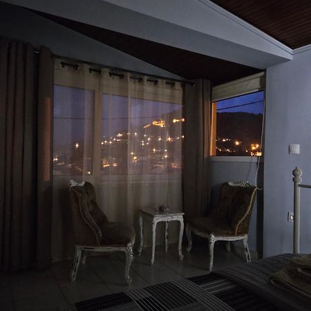 דירות נפפקטוס Με Θέα Το Κάστρο מראה חיצוני תמונה